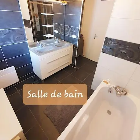 Villa Spacieuse Et Agreable Saint-Pierre-du-Mont (Landes)